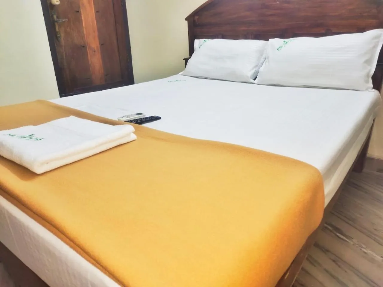 Hotel Nirappil Tourist Home Thiruvananthapuram