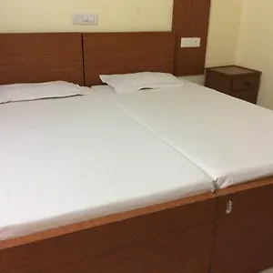 Ya-ali Hotel