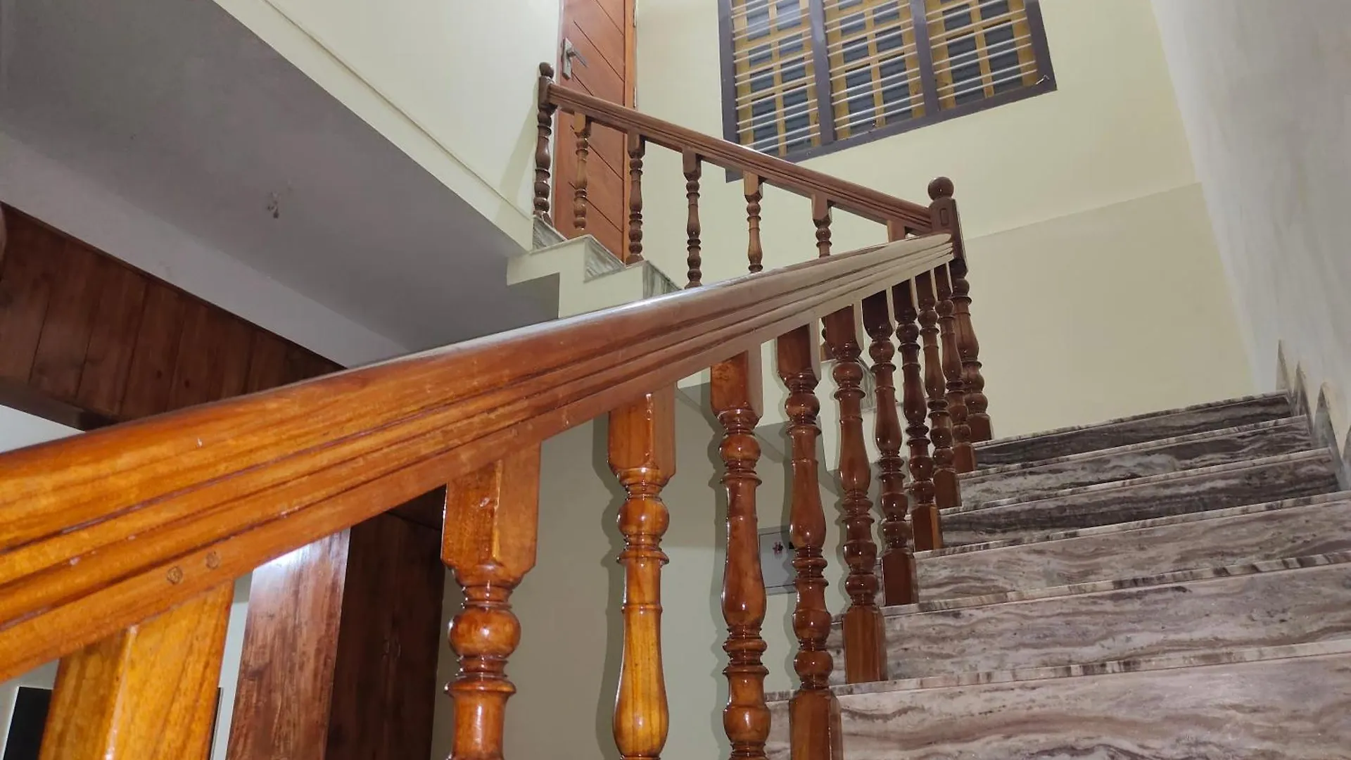 Nirappil Tourist Home Thiruvananthapuram 0*,