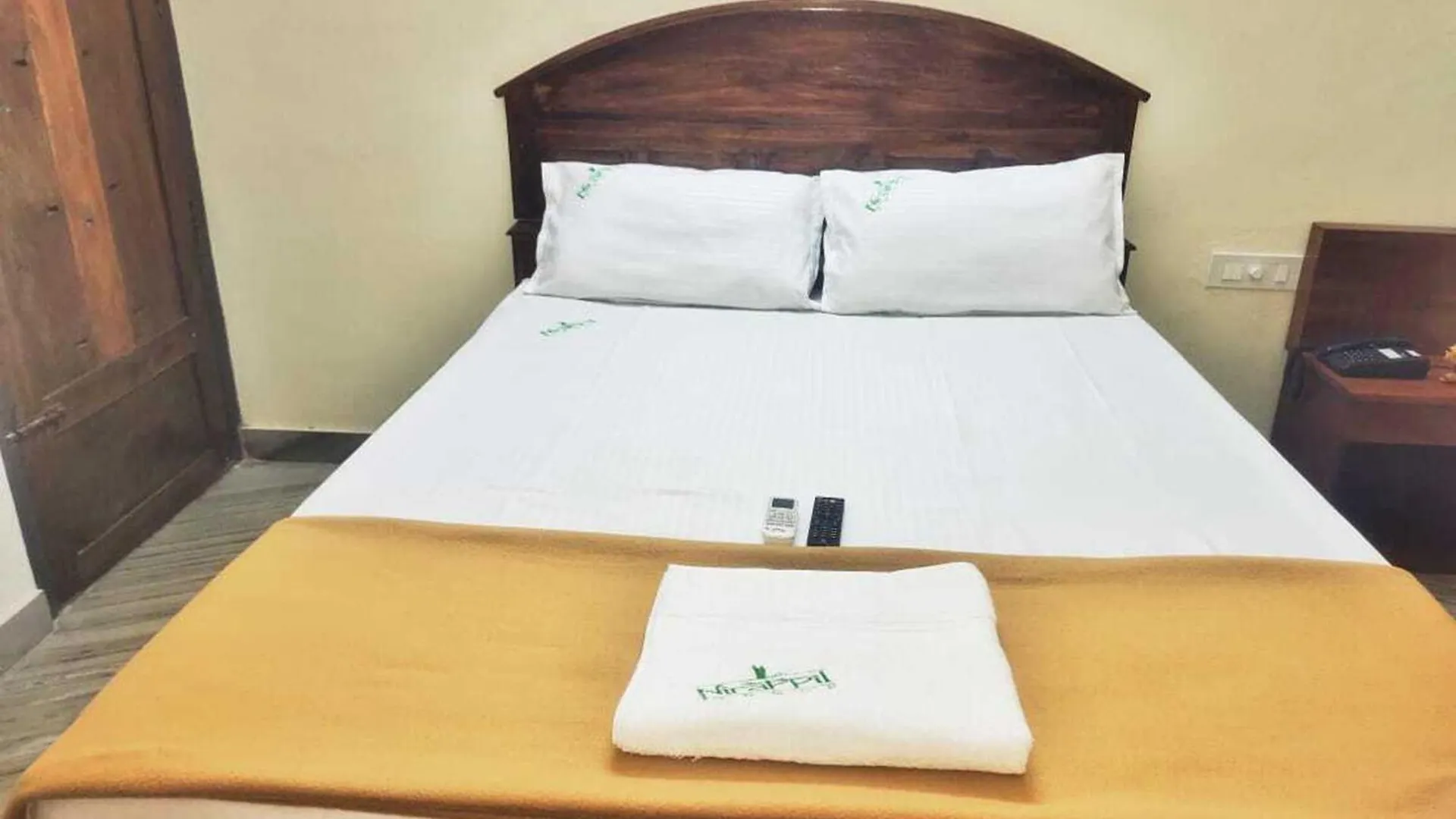 Hotel Nirappil Tourist Home Thiruvananthapuram