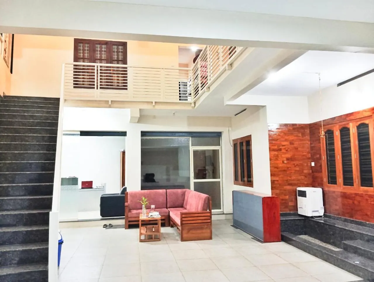 Nirappil Tourist Home 트리반드룸 인도